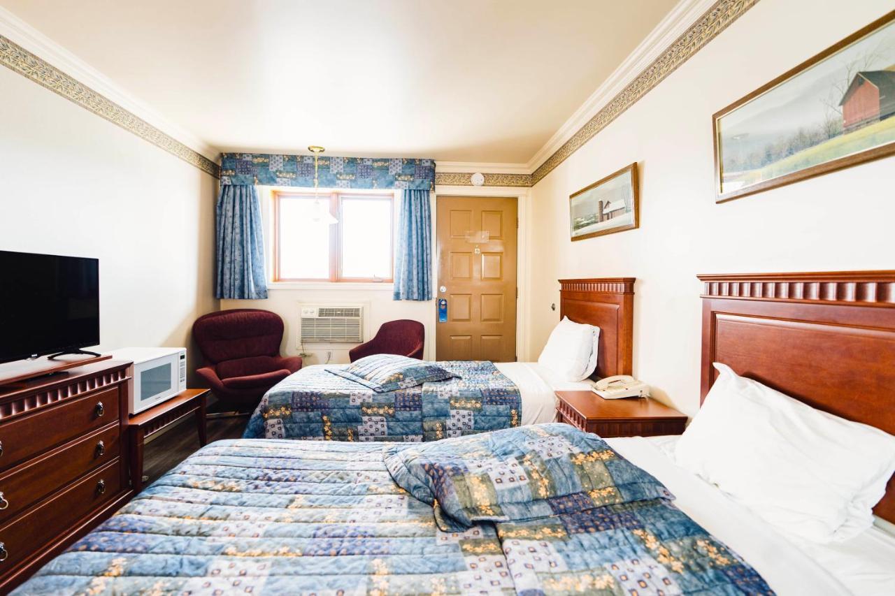 Auberge Harris Saint-Jean-sur-Richelieu Extérieur photo