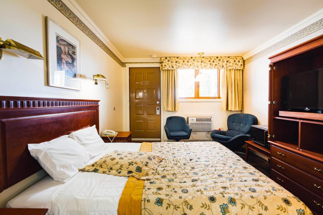 Auberge Harris Saint-Jean-sur-Richelieu Extérieur photo