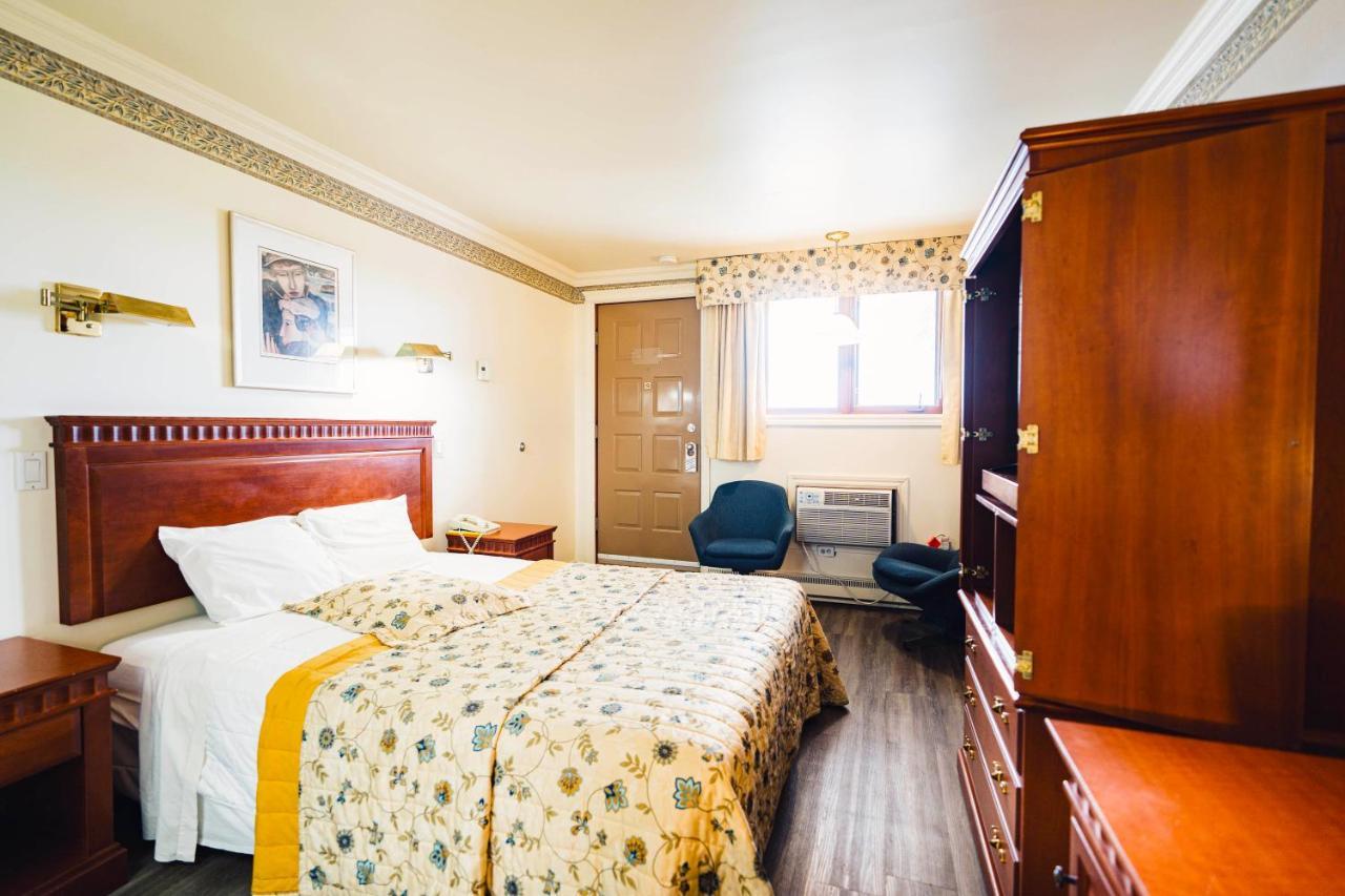 Auberge Harris Saint-Jean-sur-Richelieu Extérieur photo
