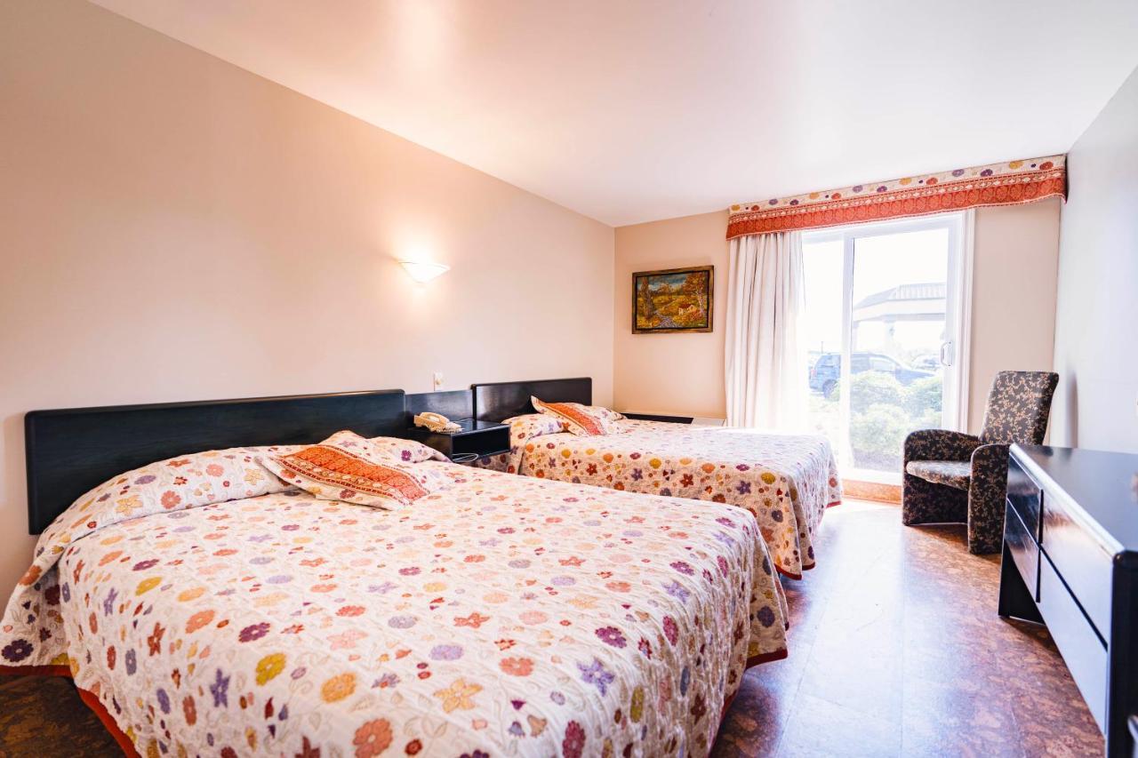 Auberge Harris Saint-Jean-sur-Richelieu Extérieur photo