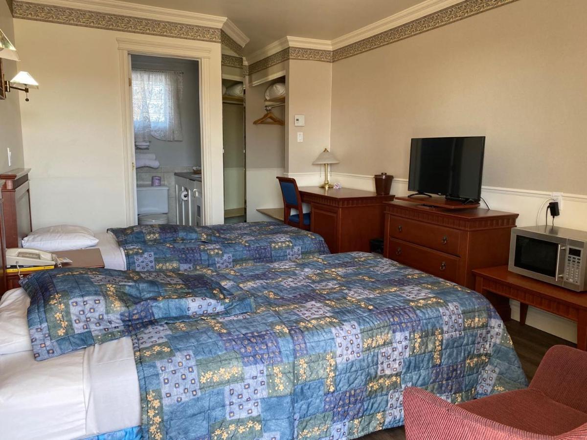 Auberge Harris Saint-Jean-sur-Richelieu Extérieur photo